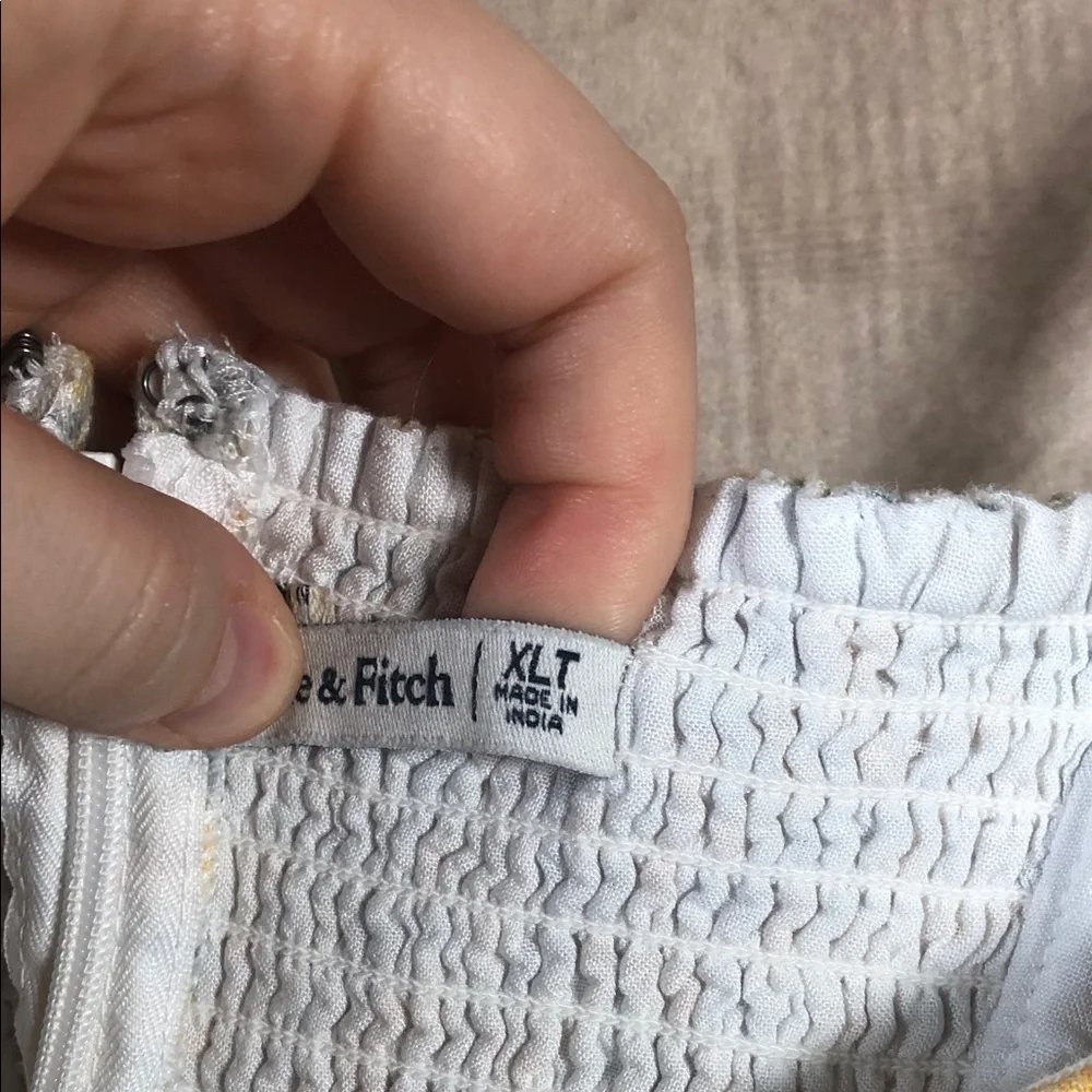 Abercrombie &‎ Fitch Yellow Floral Smocked Dress